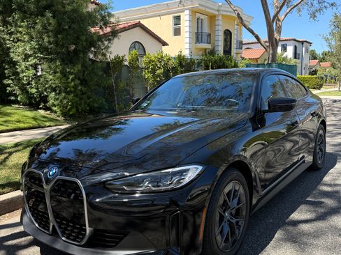 Used 2023 BMW i4 eDrive35 w/ Premium Package RWD image 1