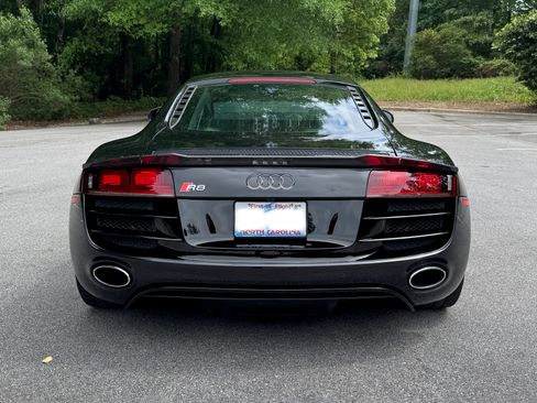 Used 2012 Audi R8 V10 AWD/4WD image 8