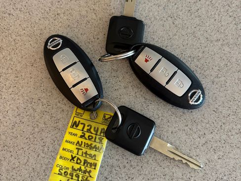 Used 2018 Nissan Titan PRO-4X w/ Pro-4x Utility Package image 10