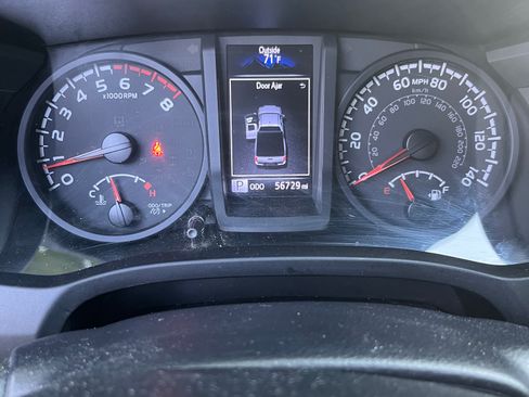 Used 2021 Toyota Tacoma SR w/ SR Convenience Package AWD/4WD image 6