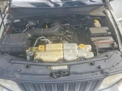 Used 2011 Jeep Liberty Sport image 8