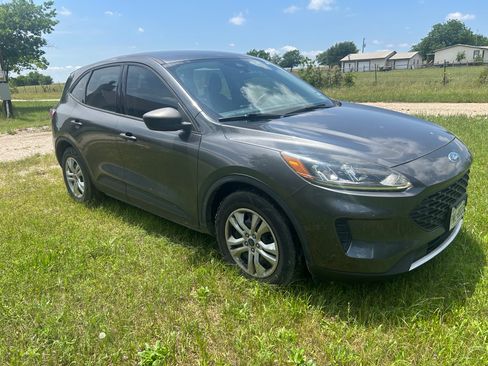 Used 2020 Ford Escape S FWD image 9