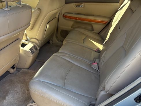 Used 2005 Lexus RX 330 image 5