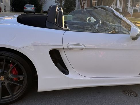 Used 2015 Porsche Boxster GTS image 17