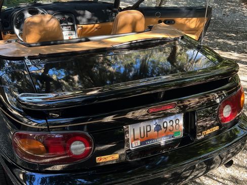 Used 1994 MAZDA MX-5 Miata image 12