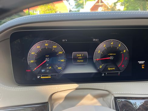 Used 2019 Mercedes-Benz S 560 Sedan image 14