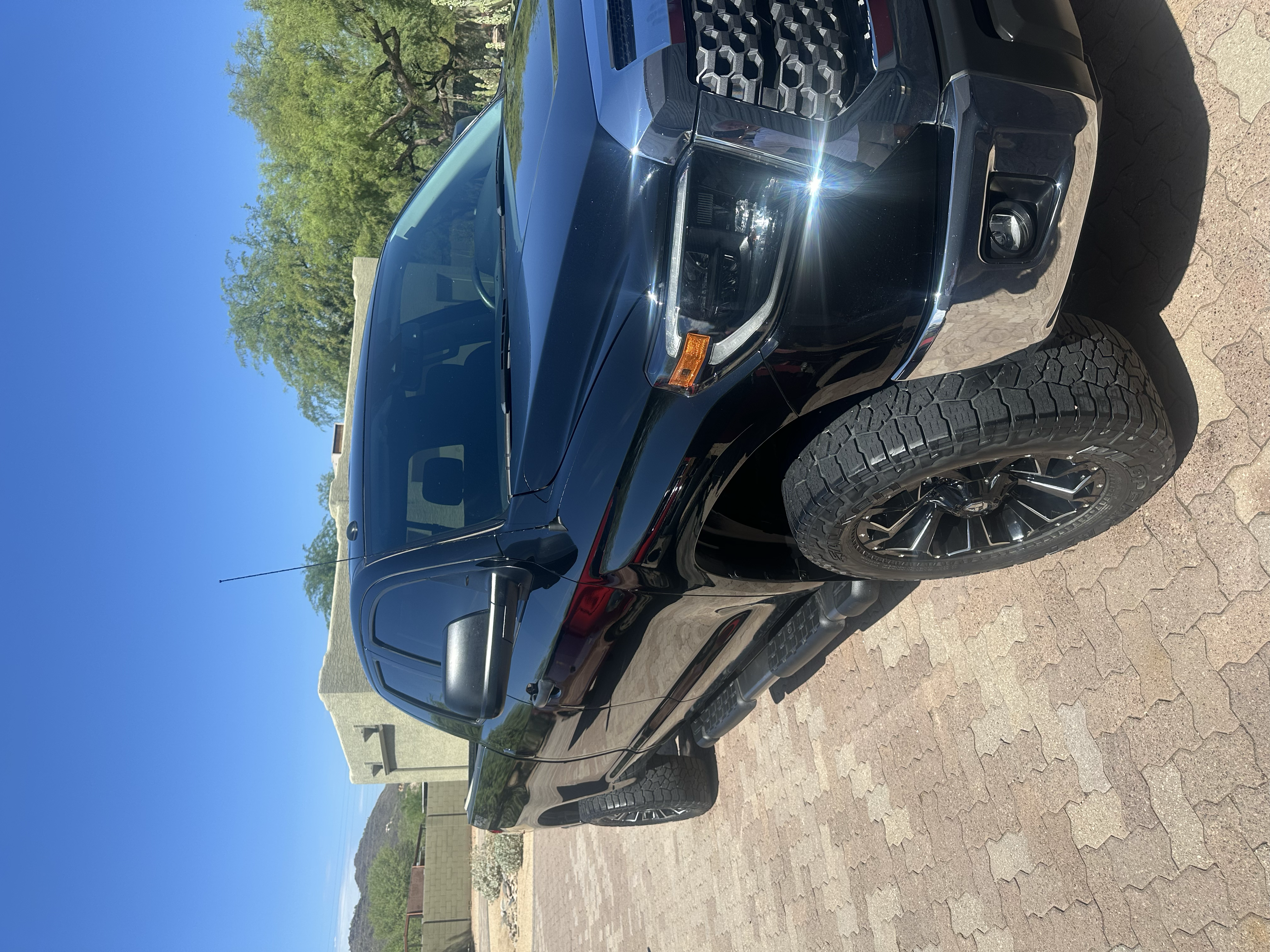 Used 2019 Toyota Tundra SR5 AWD/4WD image 9