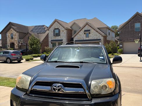 Used 2006 Toyota 4Runner Sport AWD/4WD image 1
