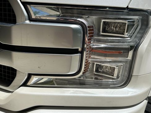 Used 2019 Ford F150 Platinum w/ Equipment Group 701A Luxury image 23