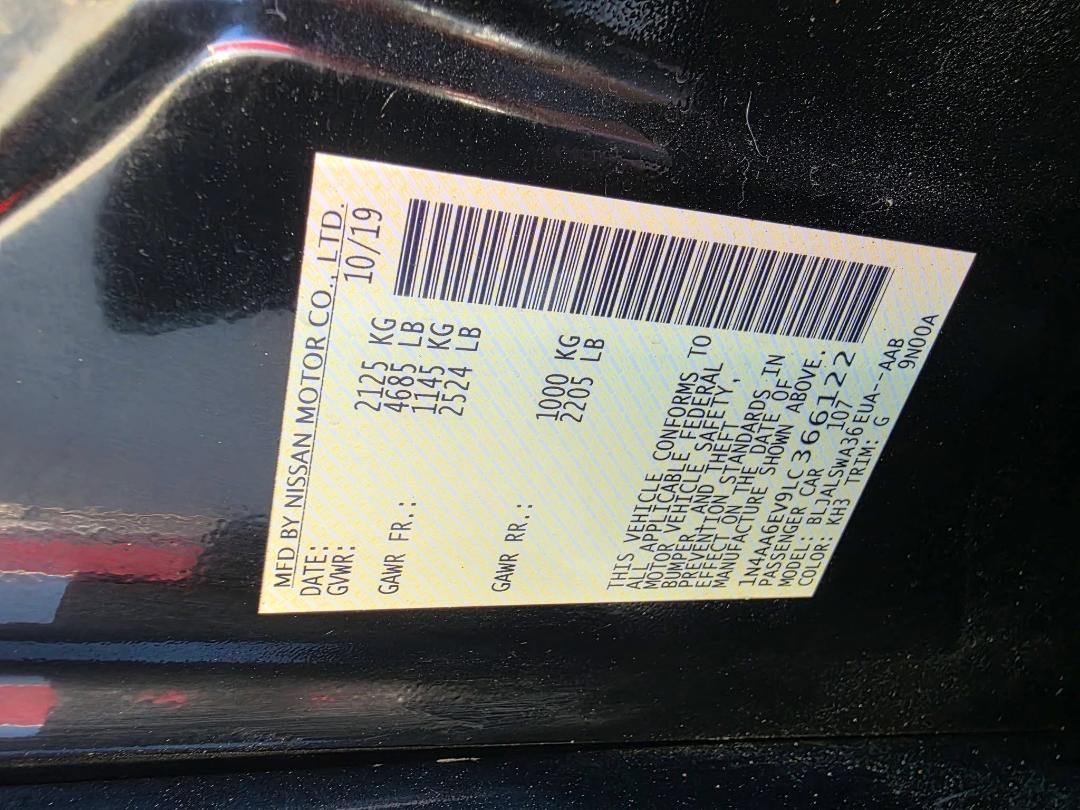Used 2020 Nissan Maxima SR w/ Sport Mat Group FWD image 9