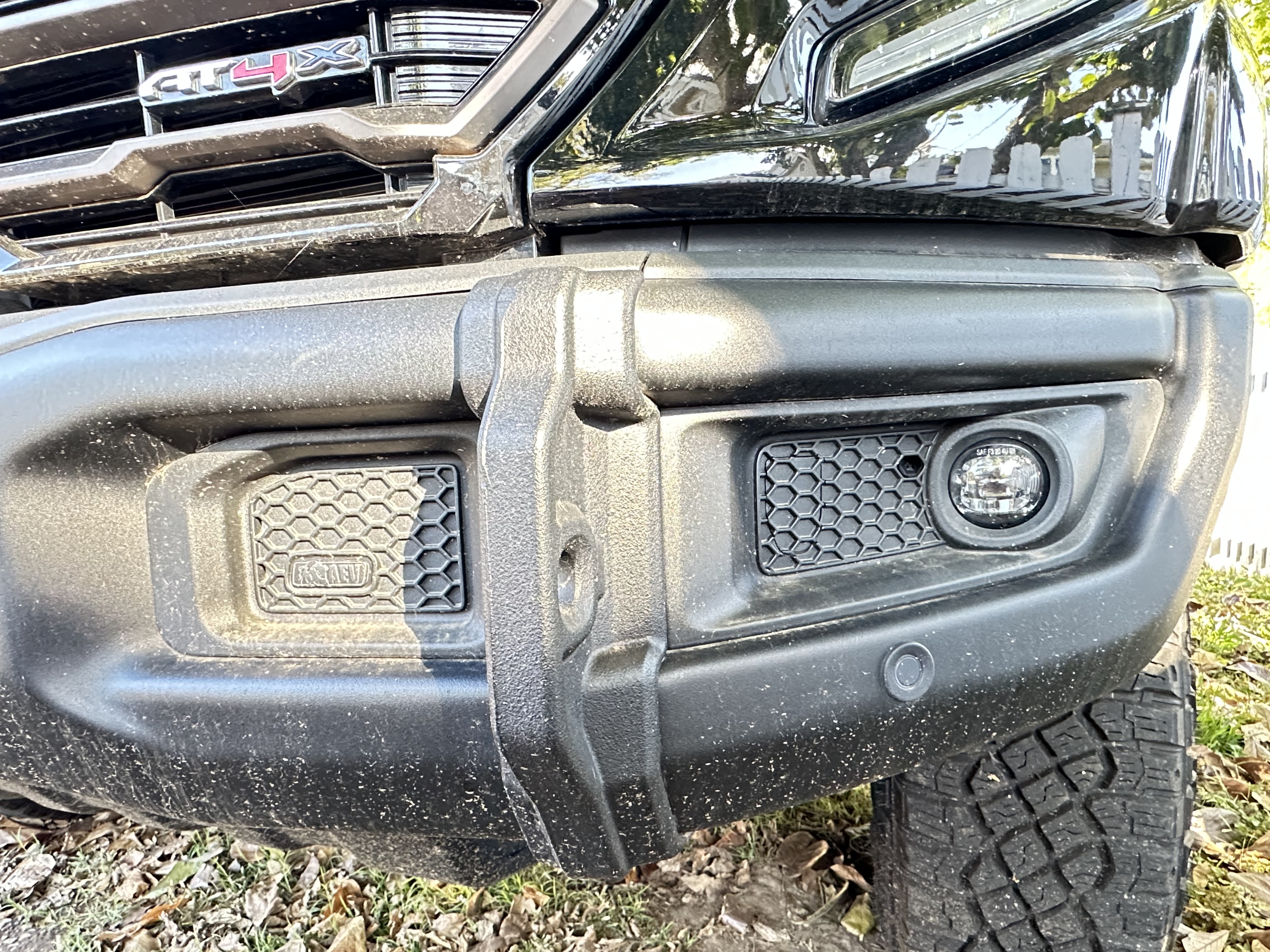 Used 2024 GMC Sierra 1500 AT4X AWD/4WD image 19