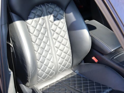 Used 2017 Audi S6 Premium Plus w/ S6 Sport Package image 15