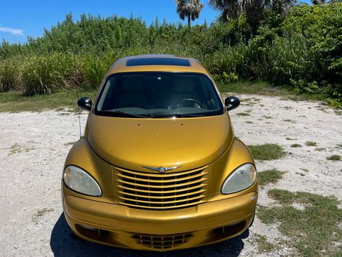 Used 2002 Chrysler PT Cruiser Limited image 2