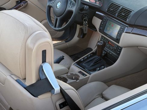 Used 2006 BMW 330Ci Convertible image 19