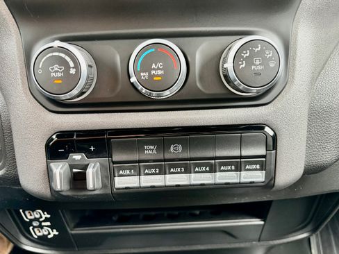Used 2022 RAM 3500 Tradesman AWD/4WD image 20