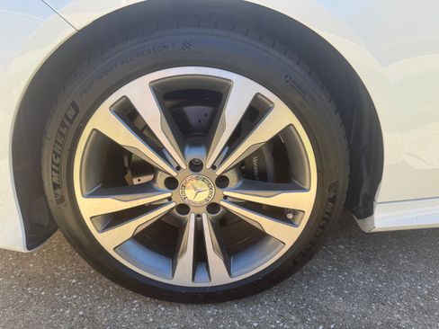 Used 2016 Mercedes-Benz E 350 Sedan image 6