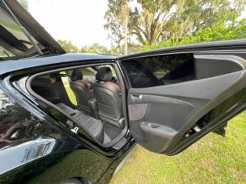 Used 2017 Hyundai Veloster Turbo w/ Tech Package 02 image 8