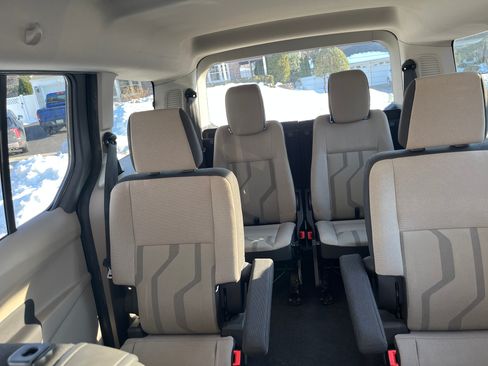 Used 2016 Ford Transit Connect XLT image 9