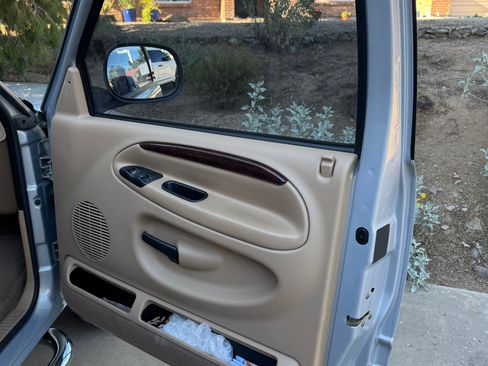 Used 2000 Dodge Ram 1500 Truck 2WD Quad Cab image 14