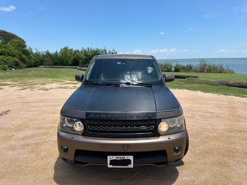 Used 2011 Land Rover Range Rover Sport HSE LUX AWD/4WD image 2