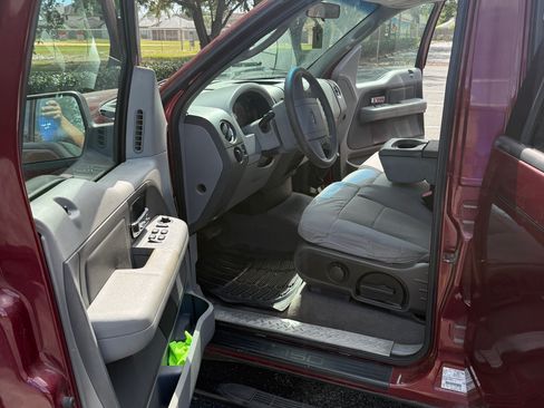 Used 2004 Ford F150 XLT RWD image 9
