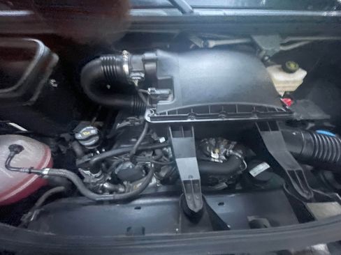 Used 2022 Mercedes-Benz Sprinter 2500 image 14