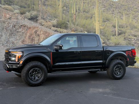 Used 2025 Ford F150 Raptor w/ Equipment Group 803A Raptor R image 5