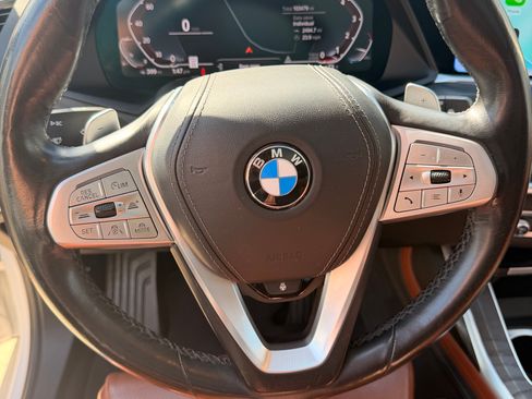 Used 2019 BMW X7 xDrive50i w/ Premium Package image 9