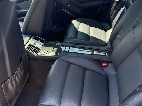 Used 2015 Porsche Panamera GTS AWD/4WD image 24