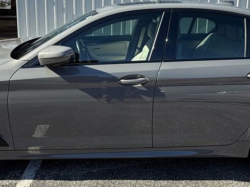 Used 2022 BMW 540i xDrive w/ M Sport Package image 1