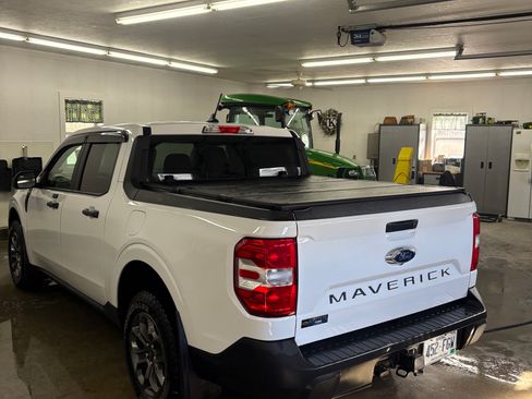 Used 2024 Ford Maverick XLT w/ XLT Luxury Package image 14