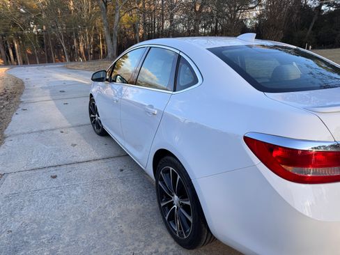 Used 2016 Buick Verano Sport Touring image 2