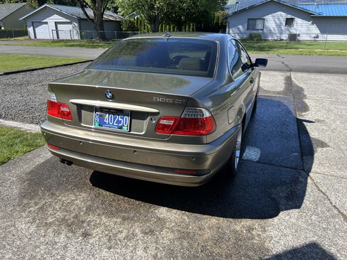 Used 2005 BMW 325Ci Coupe RWD image 6