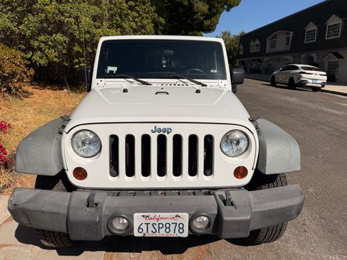 Used 2012 Jeep Wrangler Sport AWD/4WD image 5