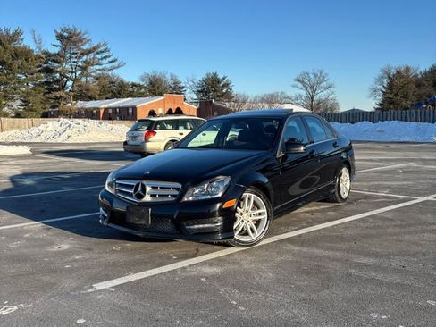 Used 2012 Mercedes-Benz C 300 4MATIC Sedan image 2
