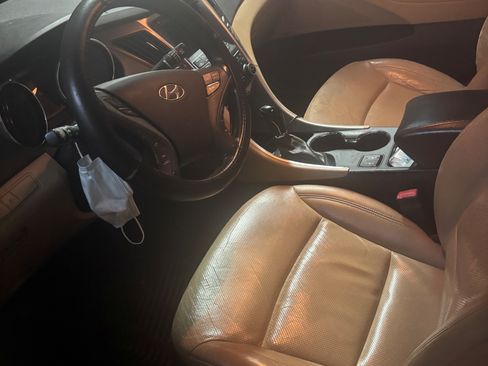 Used 2013 Hyundai Sonata Limited w/ Panoramic Sunroof Pkg image 11