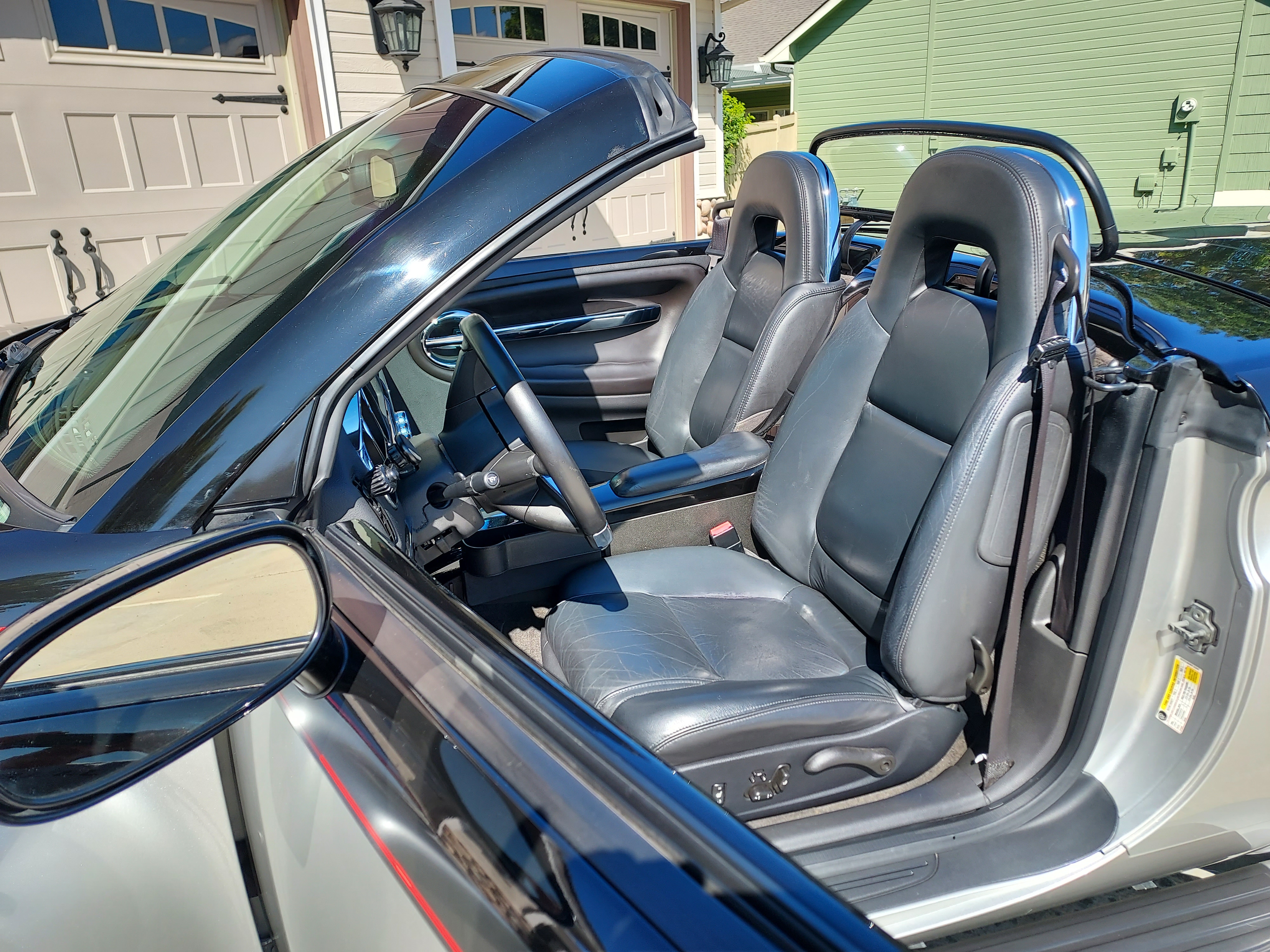 Used 2006 Chevrolet SSR w/ Preferred Equipment Group RWD image 17