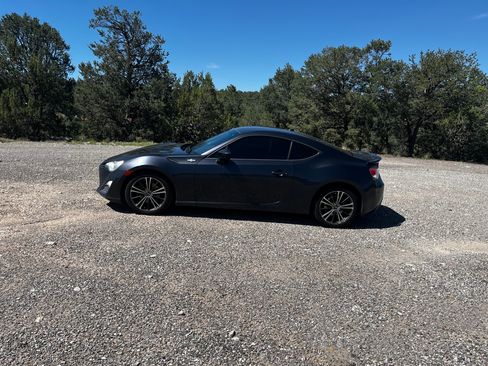Used 2013 Scion FR-S RWD image 2