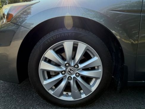 Used 2011 Honda Accord EX image 23