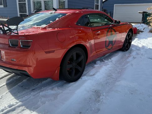 Used 2011 Chevrolet Camaro LT image 8