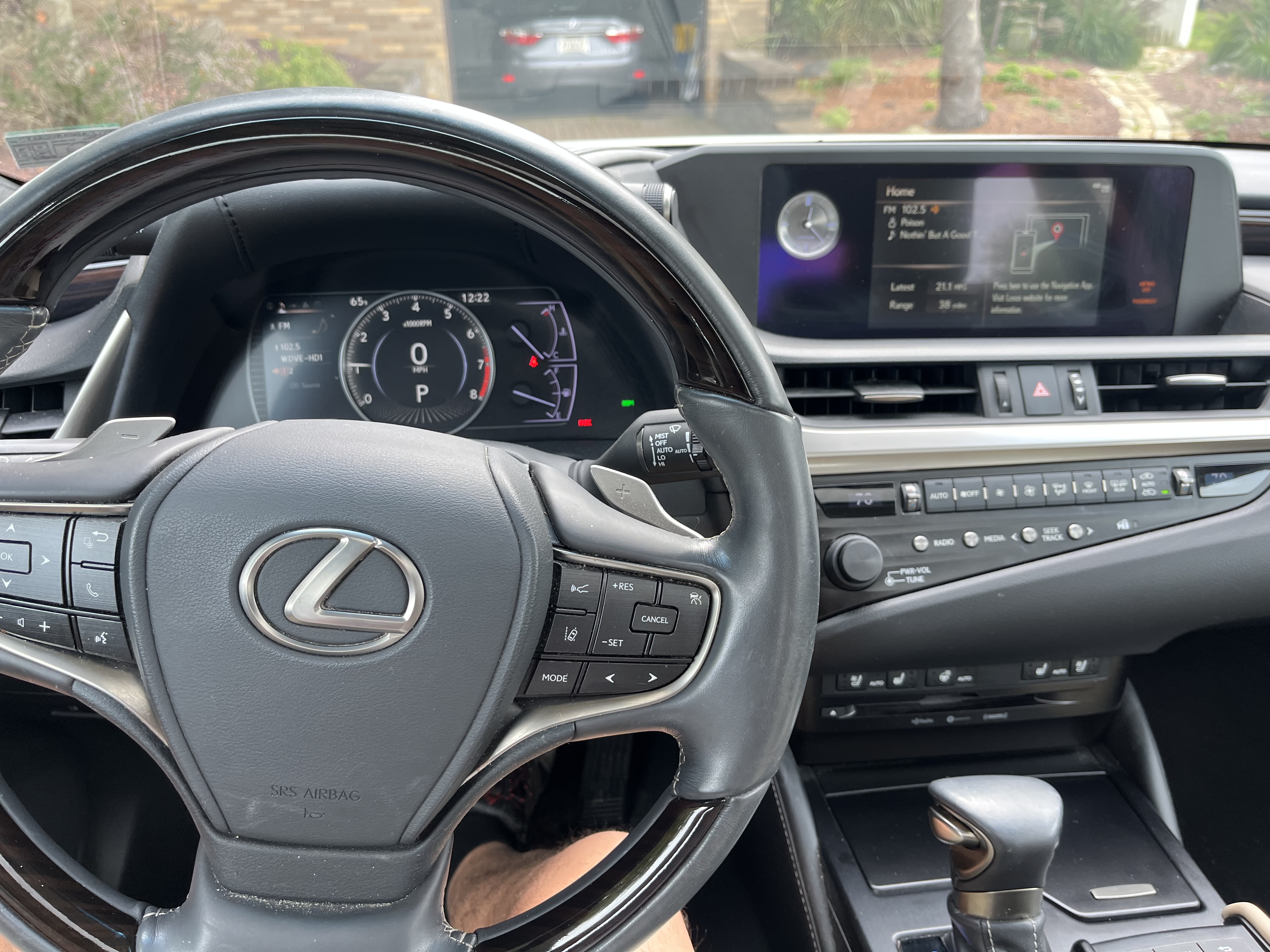 Used 2019 Lexus ES 350 w/ Premium Package FWD image 4