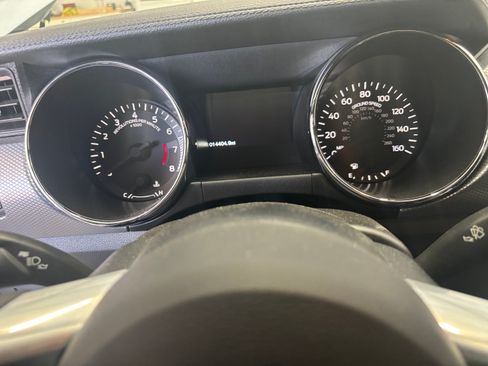 Used 2016 Ford Mustang GT Premium image 9