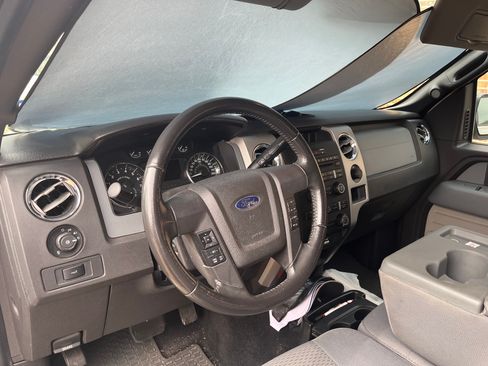 Used 2012 Ford F150 XLT w/ XLT Chrome Pkg image 12