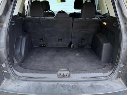 Used 2018 Ford Escape SE FWD image 30