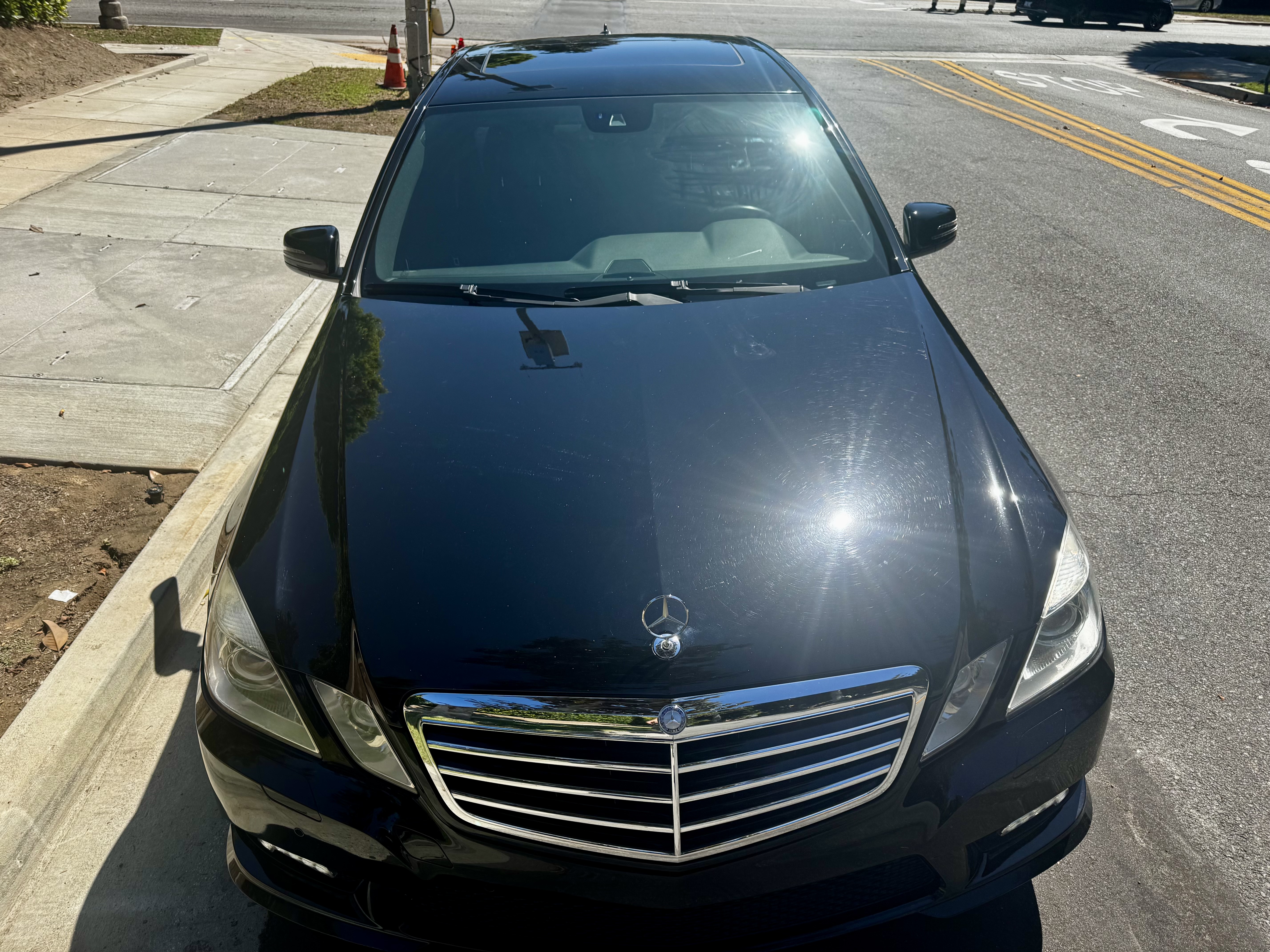 Used 2010 Mercedes-Benz E 350 Sedan image 11