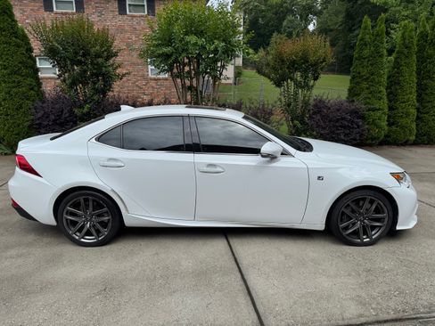 Used 2014 Lexus IS 350 w/ F Sport Package RWD image 8