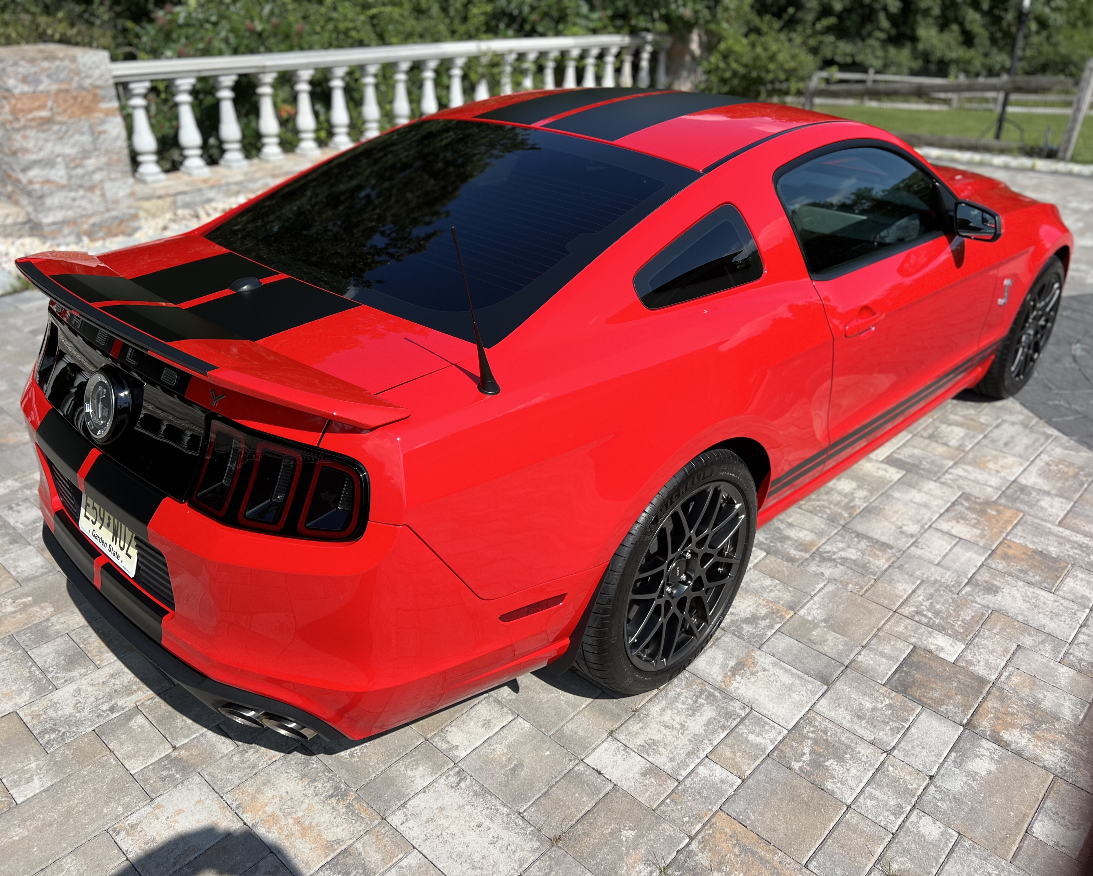 Used 2014 Ford Mustang Shelby GT500 w/ Equipment Group 821A RWD image 27