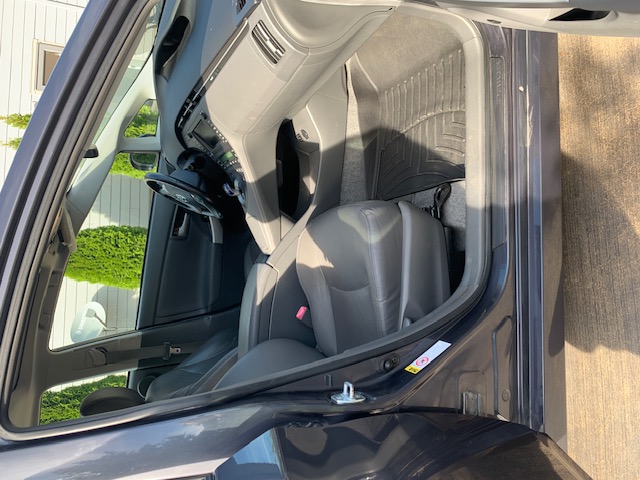Used 2011 Toyota Prius Four w/ Solar Roof Pkg FWD image 5