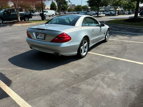 Used 2004 Mercedes-Benz SL 500 image 6