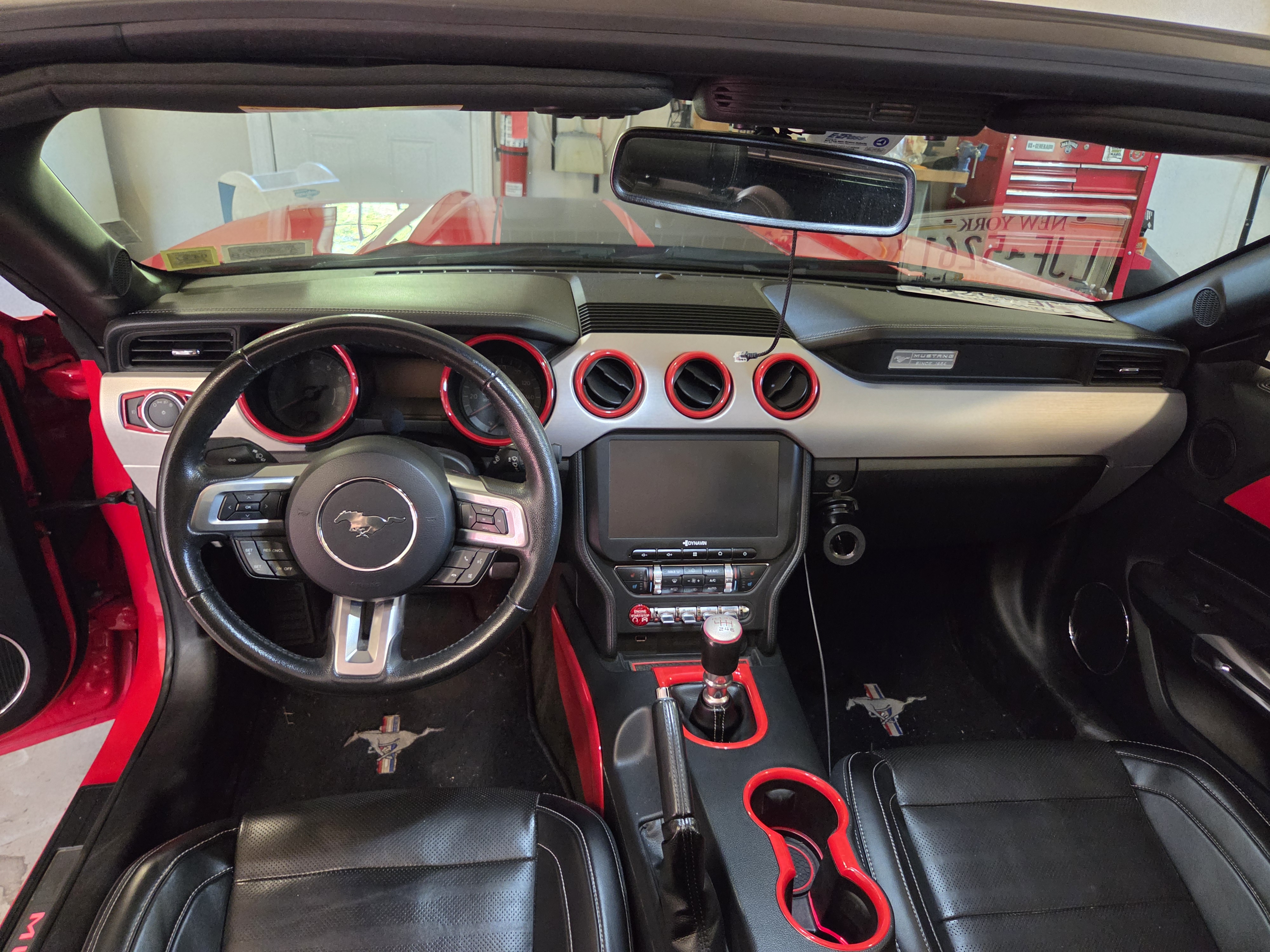 Used 2015 Ford Mustang Premium RWD image 8